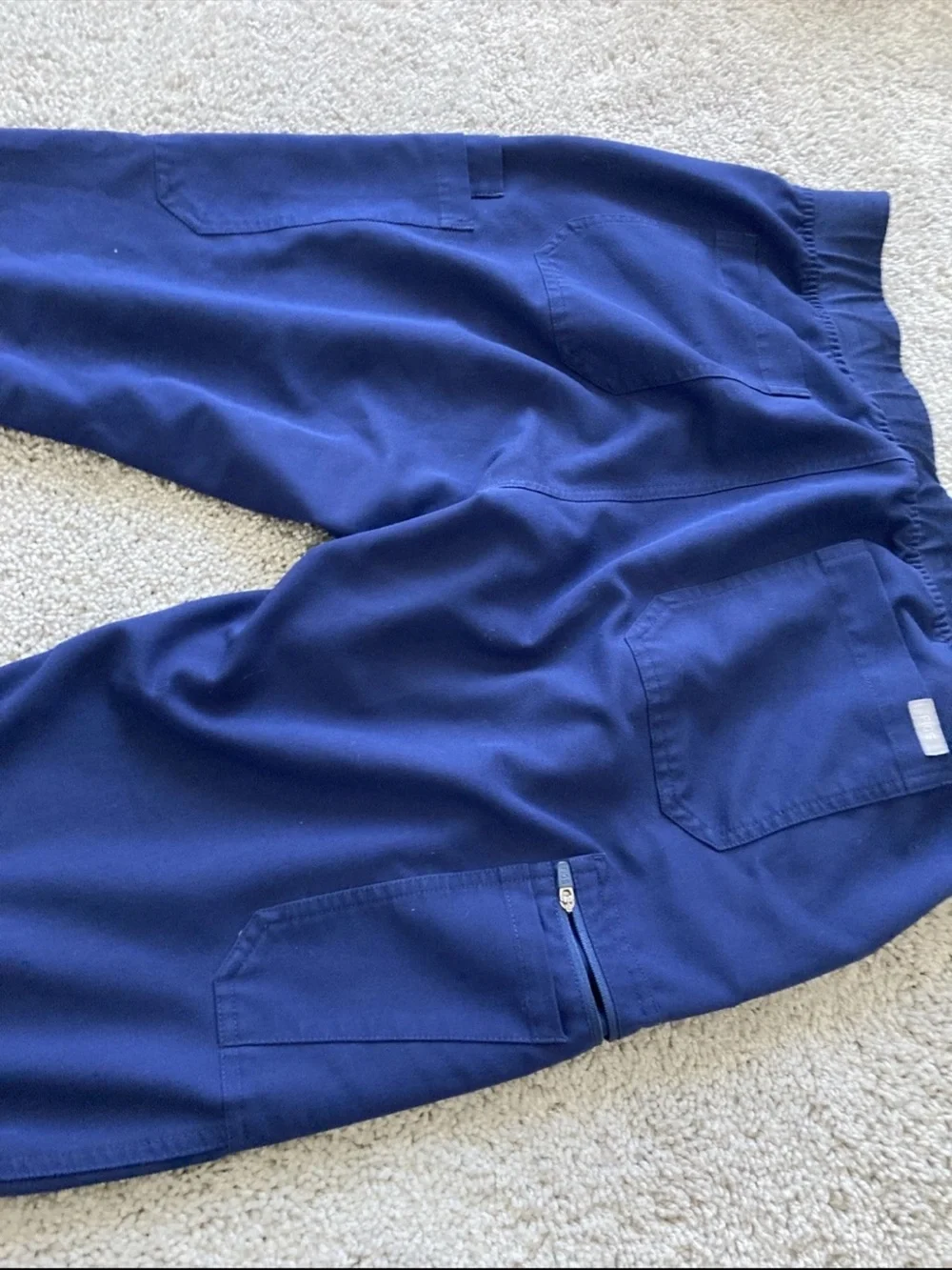 Figs L XL Navy Scrub Set - Top & Drawstring Pants
